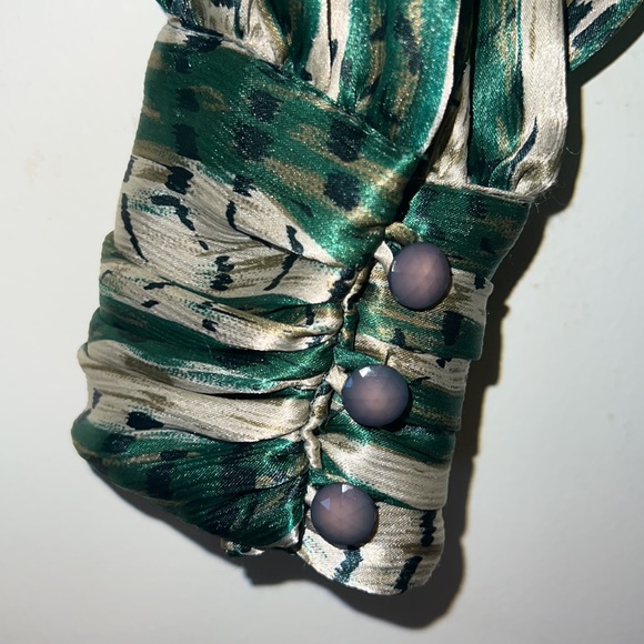 Tess Renaissance Style Button Neck & Sleeve Sz - Picture 8 of 16